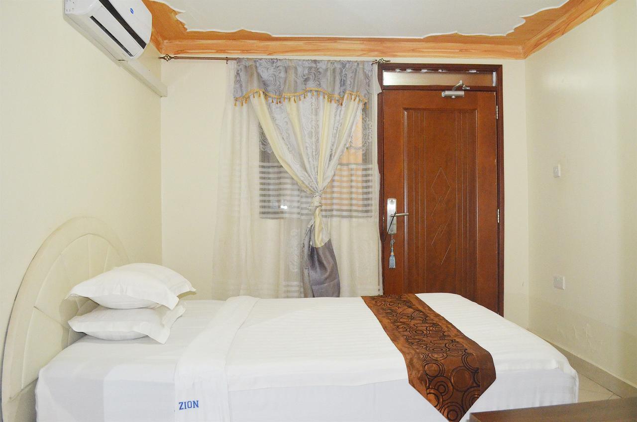 Mt. Zion Hotel Annex Кампала Экстерьер фото