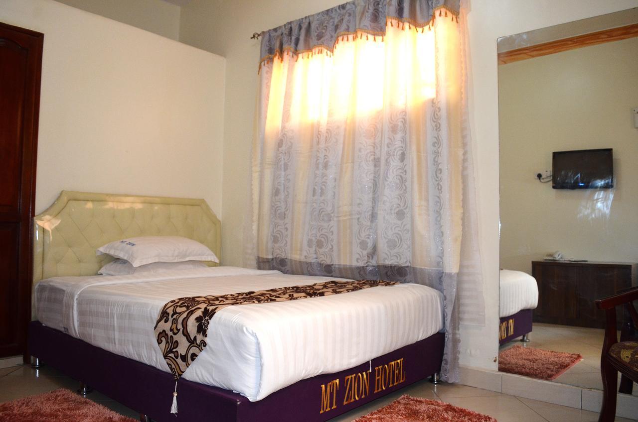 Mt. Zion Hotel Annex Кампала Экстерьер фото
